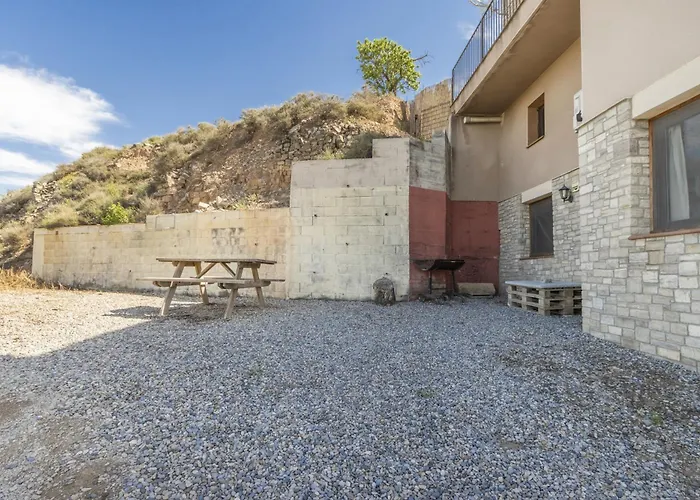 El Refugi De Rubinat * Sant Antolí y Vilanova