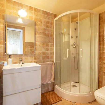 Farm stay El Refugi De Rubinat Sant Antoli y Vilanova