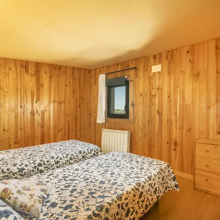 El Refugi De Rubinat Farm stay *