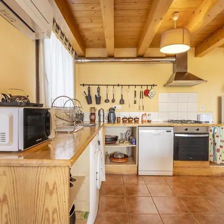 Farm stay El Refugi De Rubinat *